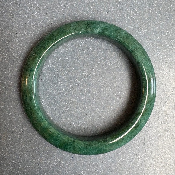 Genuine 100% NATURAL Green Jadeite Jade Bangle Bracelet GRADE A - Picture 7 of 8